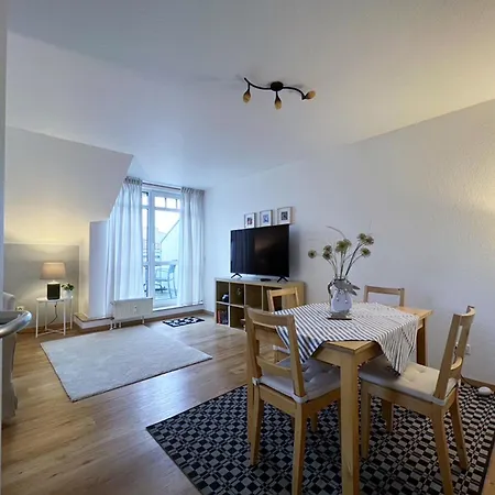 Hafenstrasse 33 Beatrice 20 * Zingst