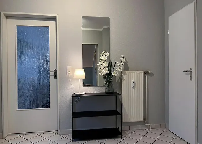 Hafenstrasse 33 Beatrice 20